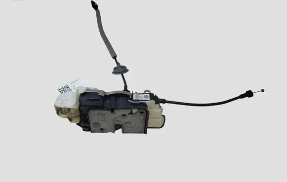 Volvo V40 Rear door lock 932634102 31301427