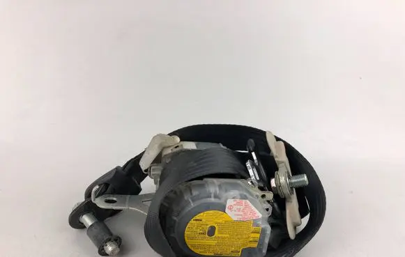 Subaru Legacy Front seatbelt 7S1610P 7S1610-P