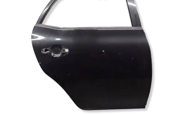 Toyota Auris 150 Rear door 