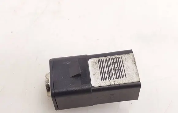 Volvo XC60 AUX in-socket connector 