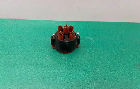 Porsche 924 Spark distributor cap 1235522325