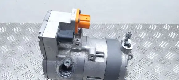 Volkswagen e-Golf Air conditioning (A/C) compressor (pump) 5QE816803G