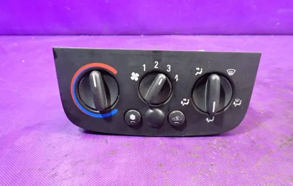 Opel Combo C Climate control unit 031110HAACI