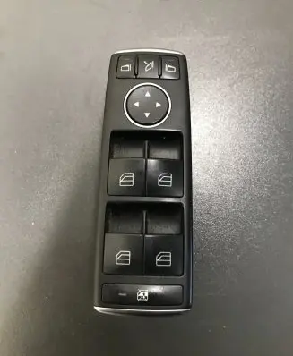 Mercedes-Benz E W212 Electric window control switch A2049055402 10021551