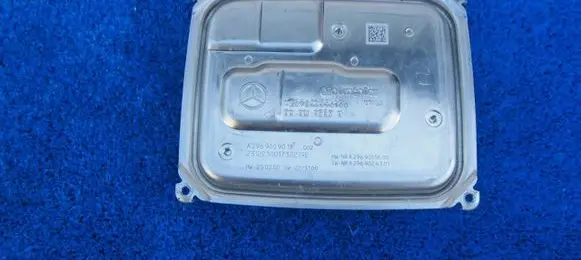 Mercedes-Benz GLC C254 Voltage converter/converter module A2969009011