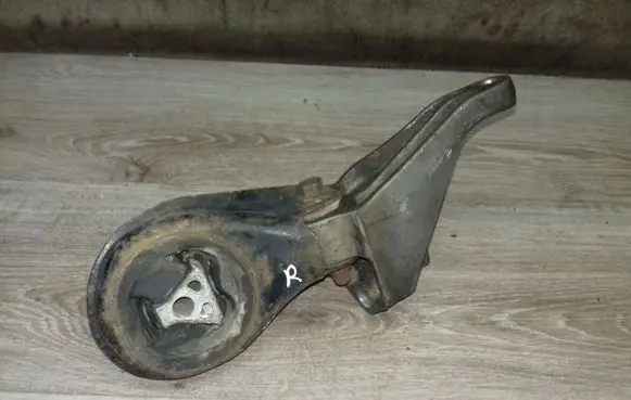 Volvo V50 Gearbox mount 3M516P093AE