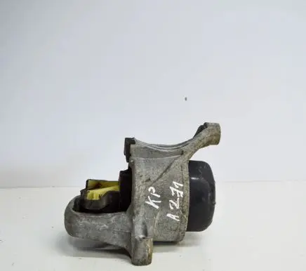 Audi A4 S4 B9 8W Engine mount bracket 8W0199371BR