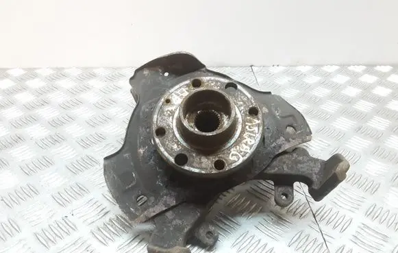 Opel Astra G Front wheel hub