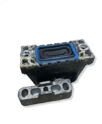 Volkswagen PASSAT CC Engine mount bracket 1K0199262
