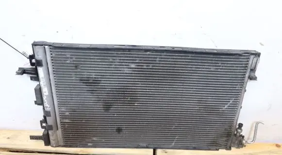 A/C cooling radiator (condenser)