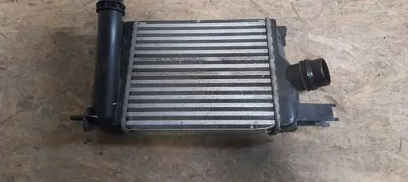 Dacia Sandero Intercooler radiator 144963014R