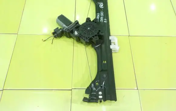 Peugeot 508 Front door window regulator with motor PRZOD