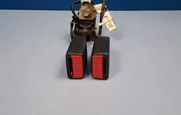 Mazda CX-5 Middle seatbelt buckle (rear) BAF150067J