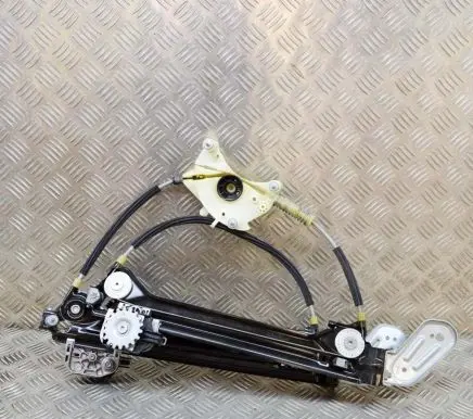 Maserati Quattroporte Rear door window regulator with motor S019005101C 670009818