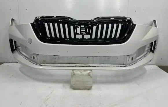 Skoda Scala Front bumper 657807221