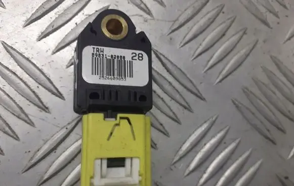 Toyota Auris 150 Airbag deployment crash/impact sensor 89831-82060