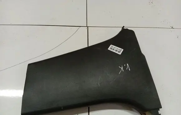 Toyota Yaris (B) pillar trim (top) 624140D080 62414-0D080