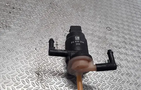 Windscreen/windshield washer pump