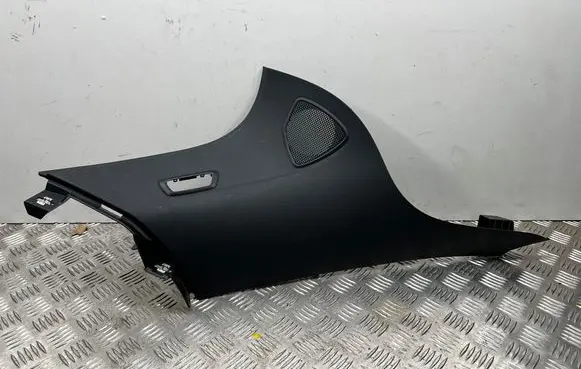 Mercedes-Benz GLC X253 C253 (D)pillar trim (top) A2536902325 11062683 A2536901925