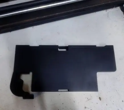 Audi A7 S7 4G Battery box tray cover/lid 8K0915429G