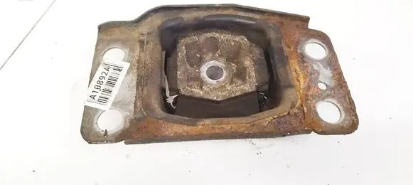 Ford Mondeo MK IV Engine mount bracket 6G917M121BC