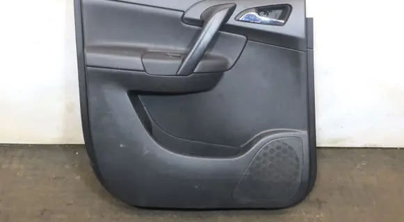 Opel Meriva B Coupe rear side trim panel 