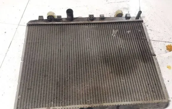 Coolant radiator