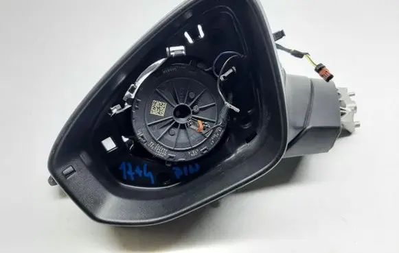 Volkswagen PASSAT B9 Front door electric wing mirror 3J1857501B