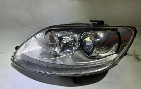 Volkswagen Golf Plus Headlight/headlamp 5M1941753A