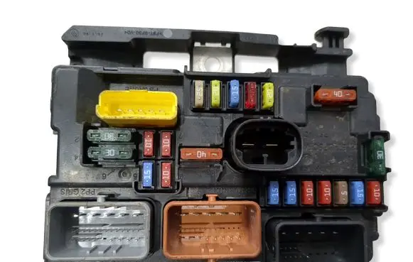Citroen DS3 BSM Control unit 9667199780