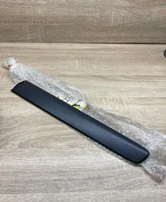 Volkswagen Polo IV 9N3 Fender trim (molding) 6Q3853535