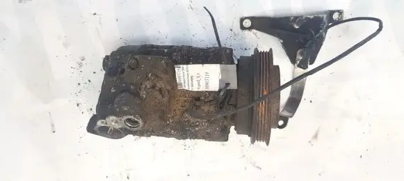 Volkswagen PASSAT B5.5 Air conditioning (A/C) compressor (pump) 8d0260805j 4471706352