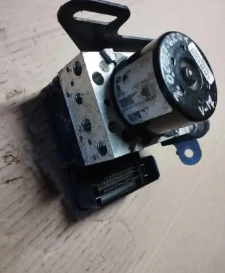 Jeep Grand Cherokee (WK) ABS Pump 00404087C000