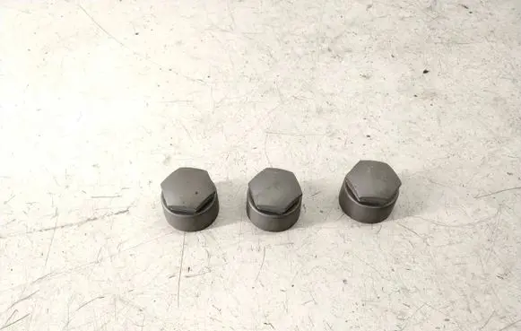 Audi Q7 4L Wheel nut cap/cover 4F0601173