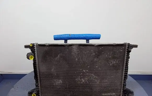 Audi A6 S6 C8 4K Coolant radiator 8W0121251AK