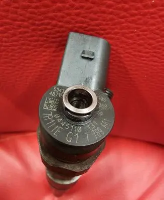 BMW X5 E53 Fuel injector