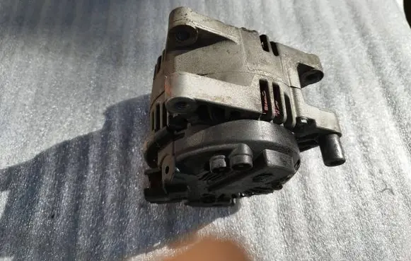 Peugeot Expert Generator/alternator 