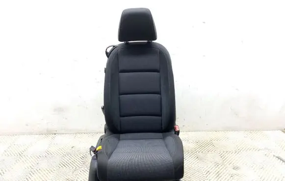 Volkswagen Golf VI Front passenger seat 