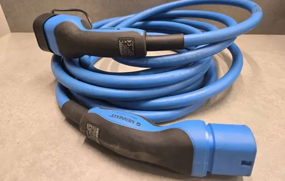 BMW i3 Electric car charging cable 36247LSB07