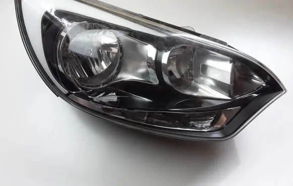 KIA Rio Headlight/headlamp 921021WXXX