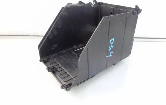Battery box tray