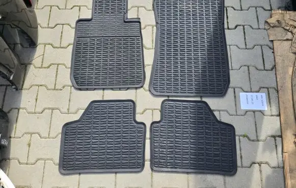 BMW X1 E84 Rear floor carpet liner 2336798