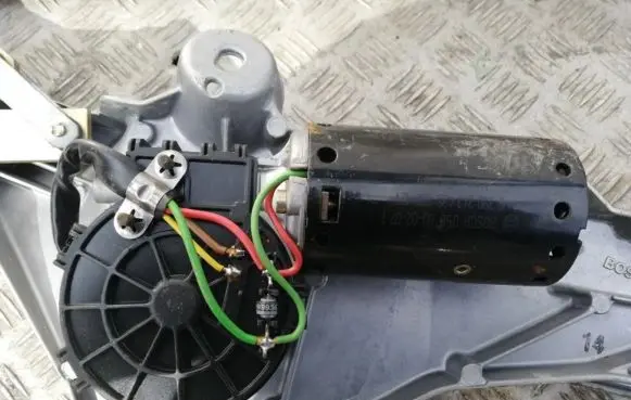 Mercedes-Benz CL C215 Wiper motor 0390241435chp 0580002070