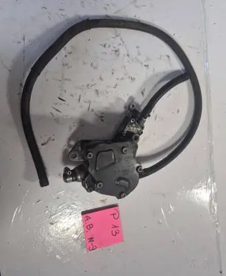 Volkswagen Golf IV Vacuum pump 038145209E