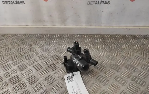 Opel Vivaro Thermostat/thermostat housing 8200801567