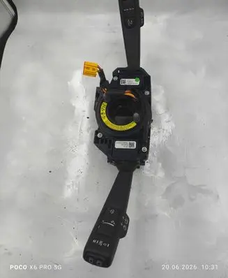 Volvo XC60 Wiper turn signal indicator stalk/switch 31343022