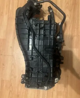 BMW X3 G01 Intake manifold 72344186