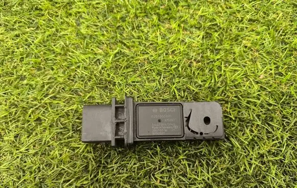 Mercedes-Benz E W211 Mass air flow meter A6420940148 0281002695 10192881