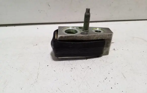 Ford Galaxy Air conditioning (A/C) expansion valve 