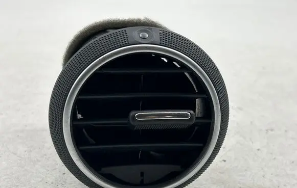 Dashboard side air vent grill/cover trim